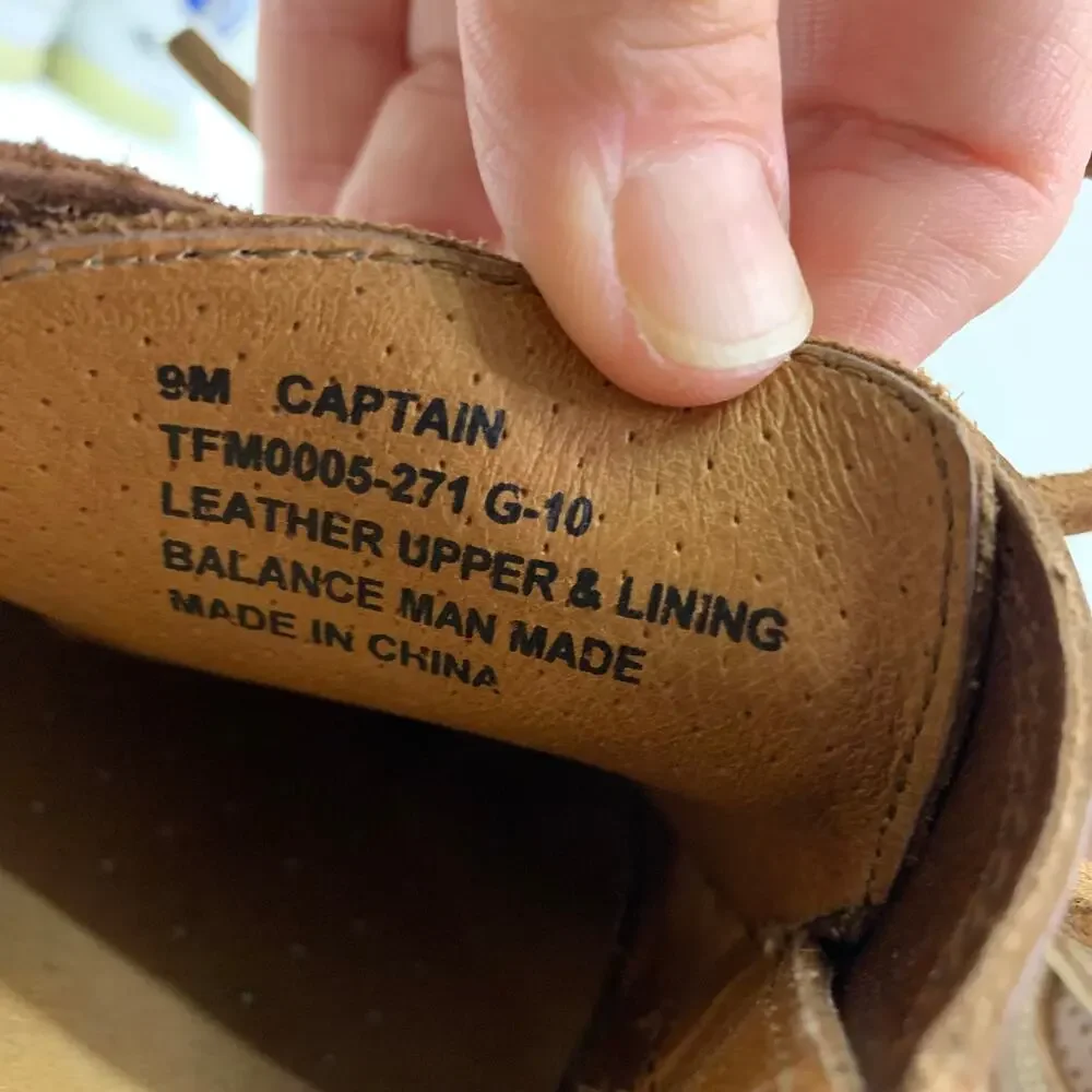 Tommy Bahama Mens 9 Captain Leather Boat Shoes Brown Slip On Shoes Casual